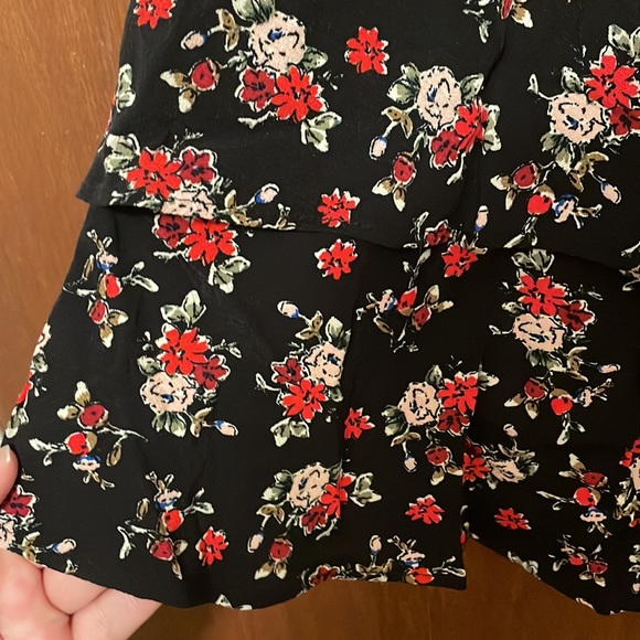 NWOT Zara Floral Tiered Button Down Skirt - Picture 4 of 6